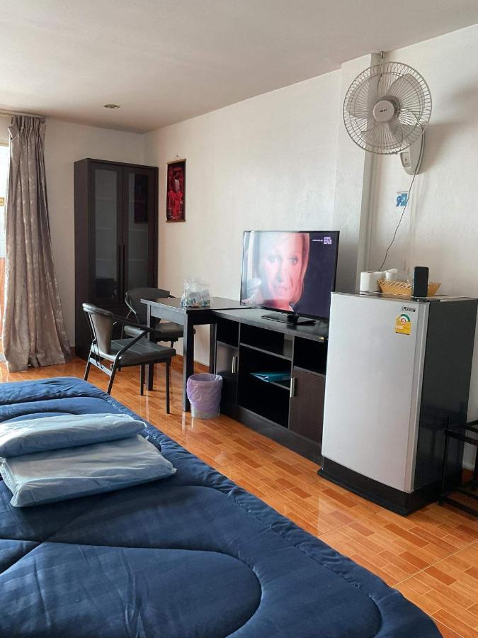 Zappa Guesthouse Pattaya Bagian luar foto