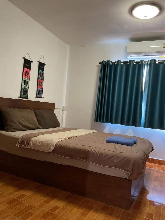 Zappa Guesthouse Pattaya Bagian luar foto